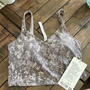 Align tank. Size 6 never worn new with tags